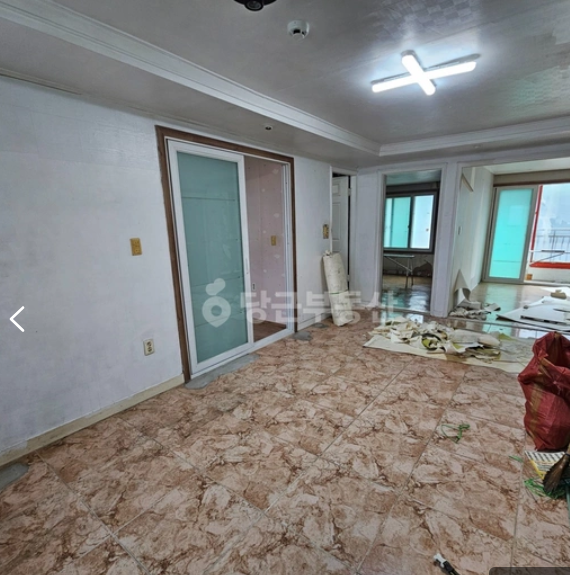 Post image 38