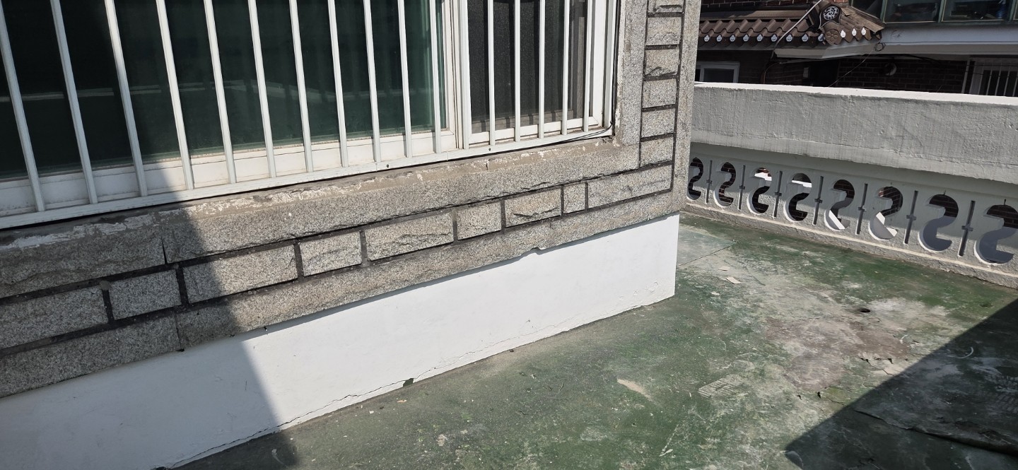 Post image 9