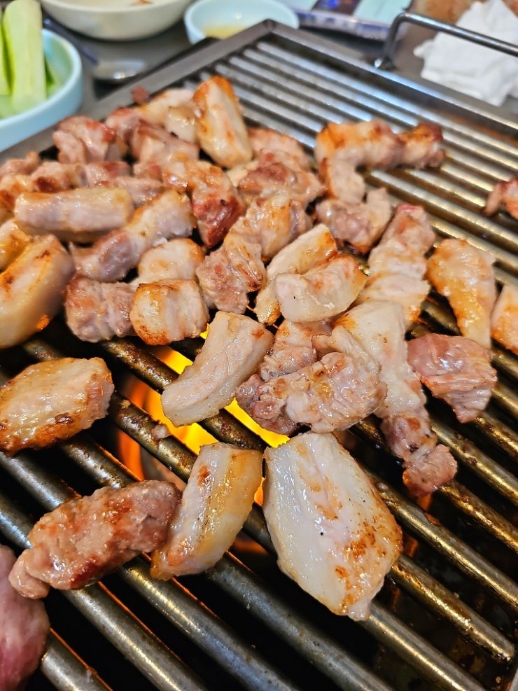 Post image 12