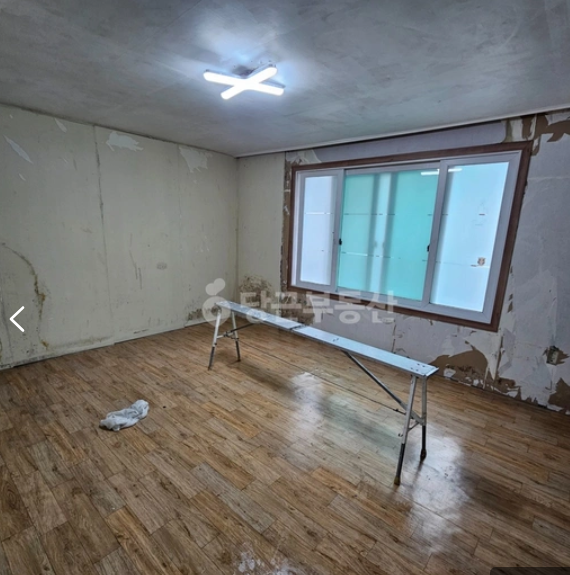 Post image 43