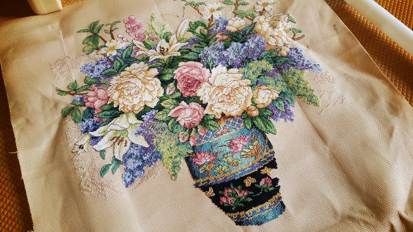 몇년째 문어발인 이작품..