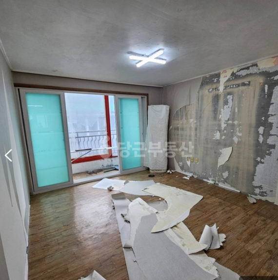 Post image 40