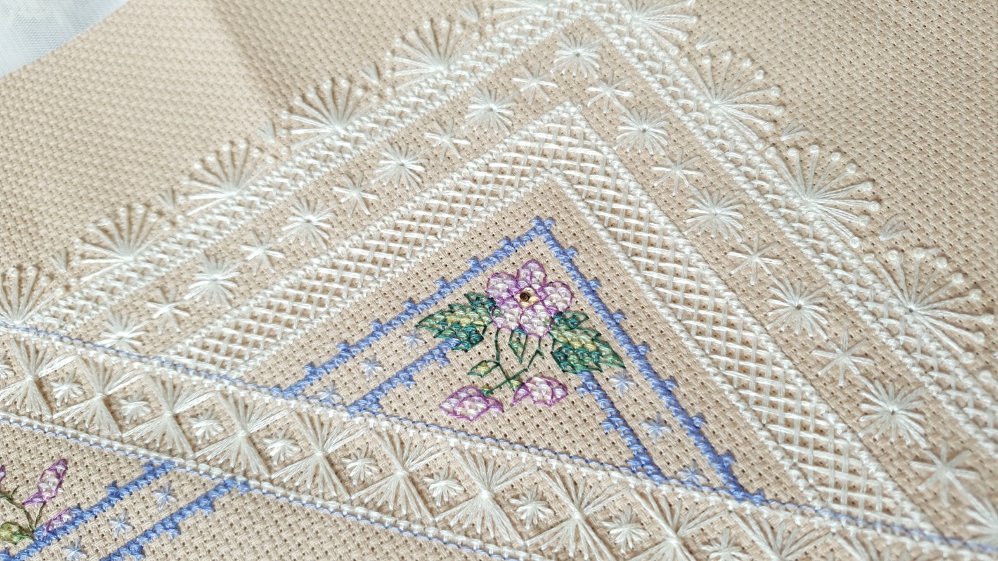 dimensions - Flowers And Lace