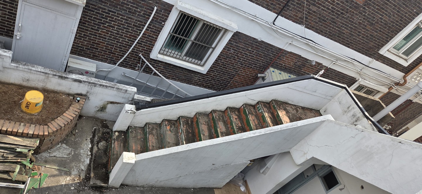 Post image 5