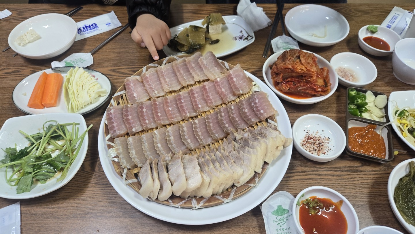 송도 전라도삼합 홍어삼합 최고