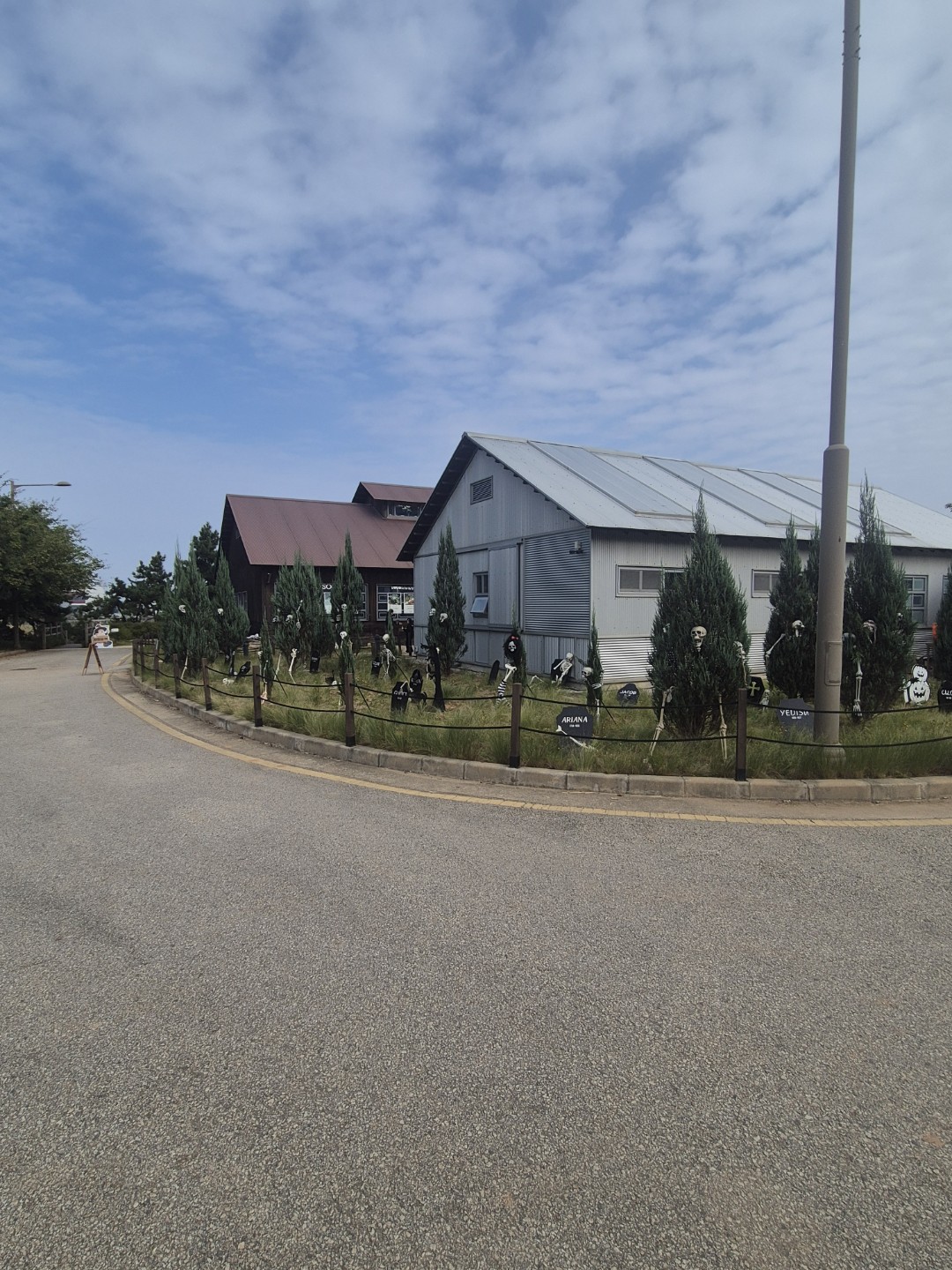 Post image 10
