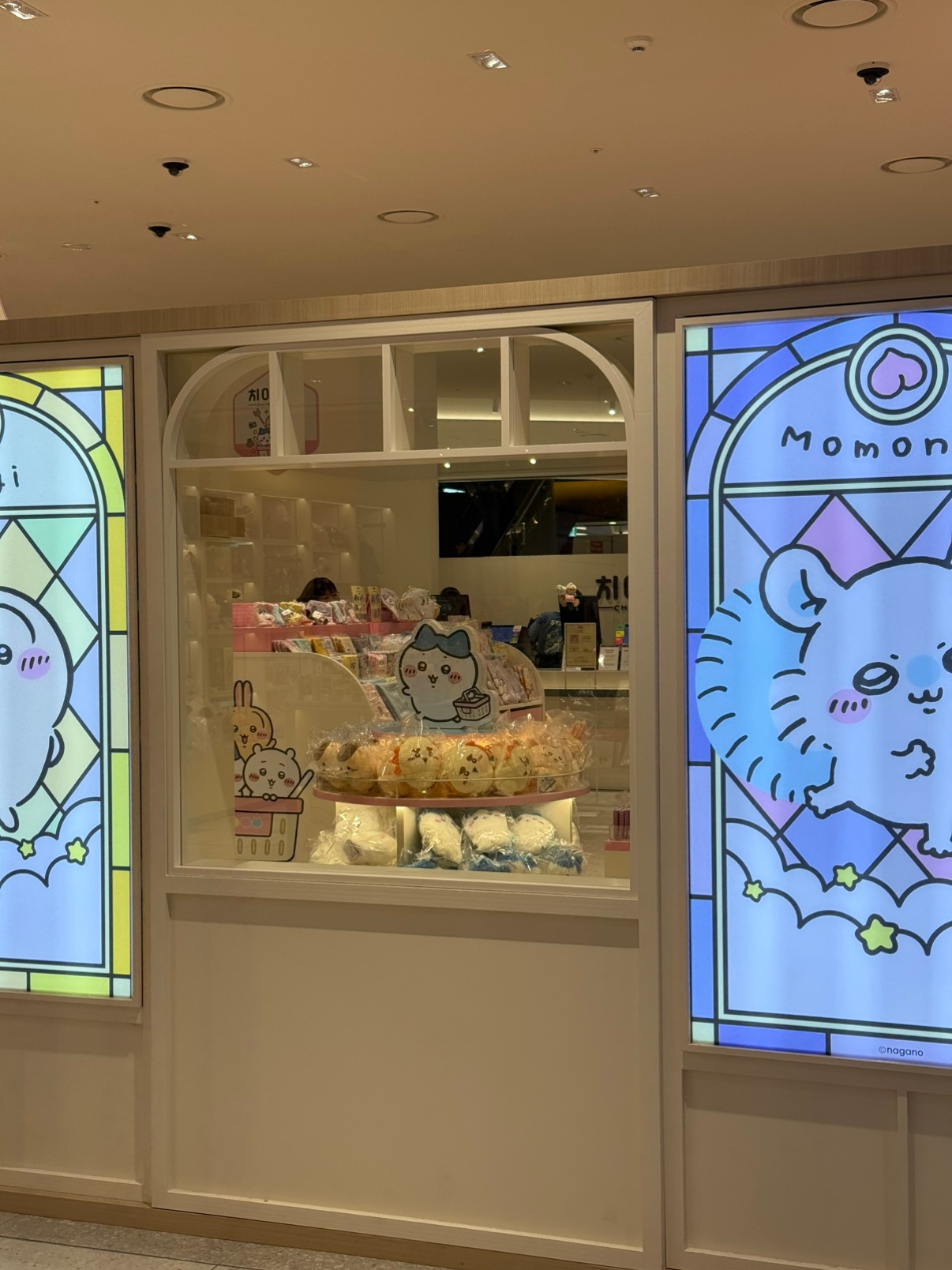 안녕하세요 우삭몽가.. 둘다 최애입니다!!