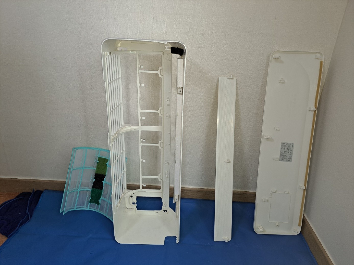 Post image 3