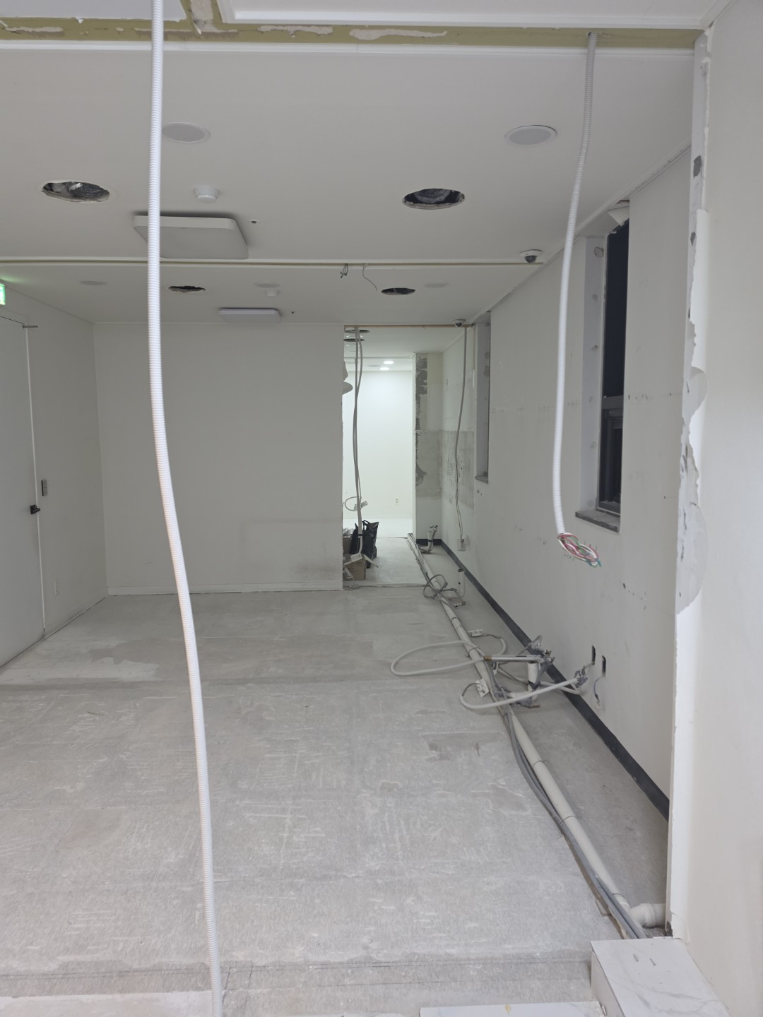 Post image 13