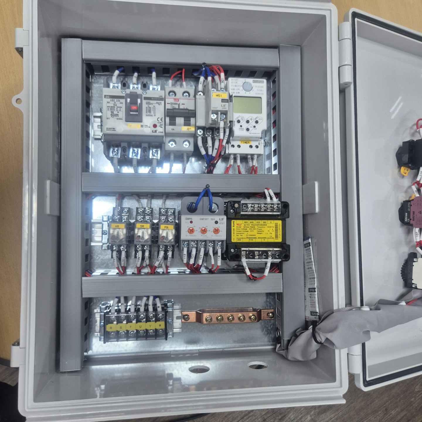 이번주 제작한 시퀜스판넬입니다.