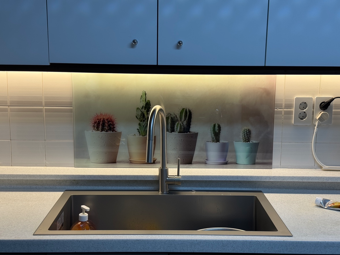 Post image 8