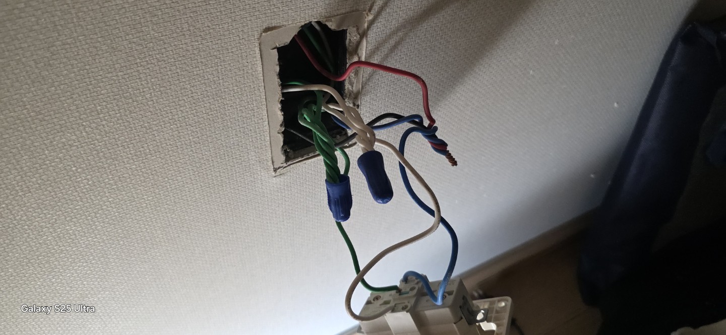 전기 분야 직업 이야기 (콘센트 자가 수리)👷