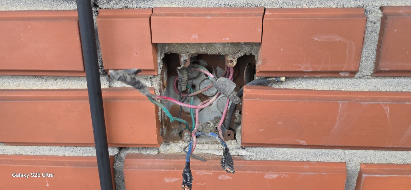 전기 분야 직업 이야기 (콘센트 자가 수리)👷