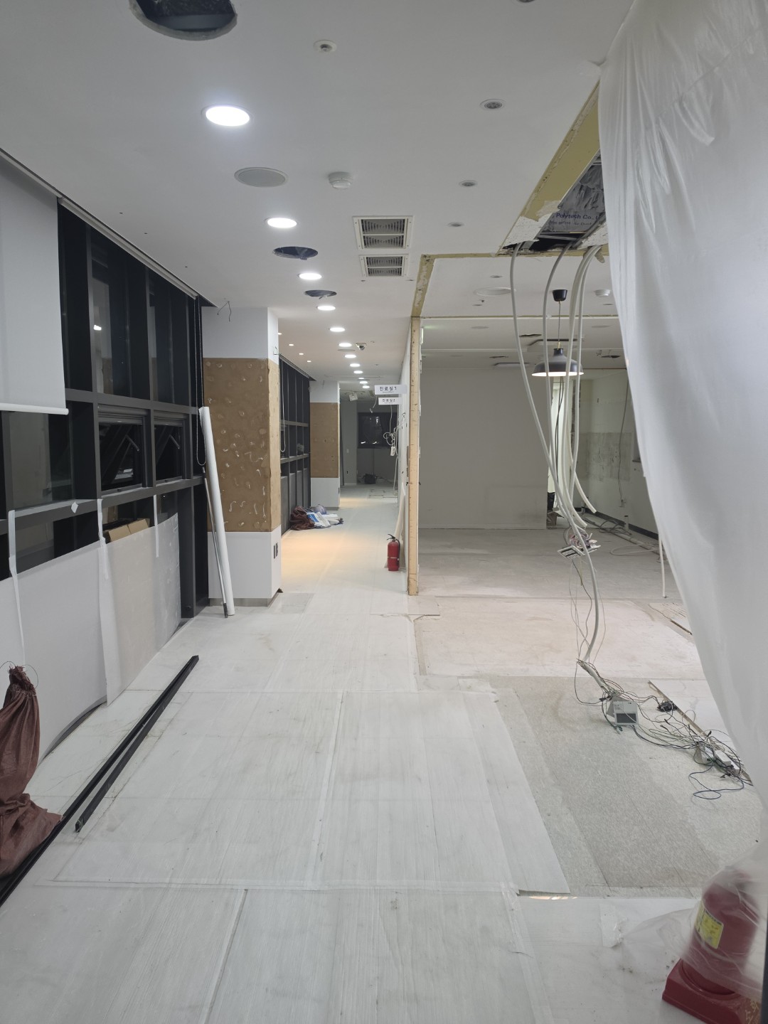 Post image 12