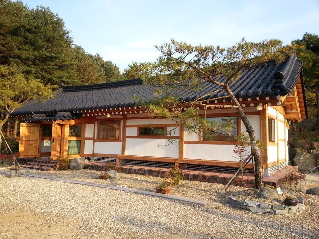 Post image 10