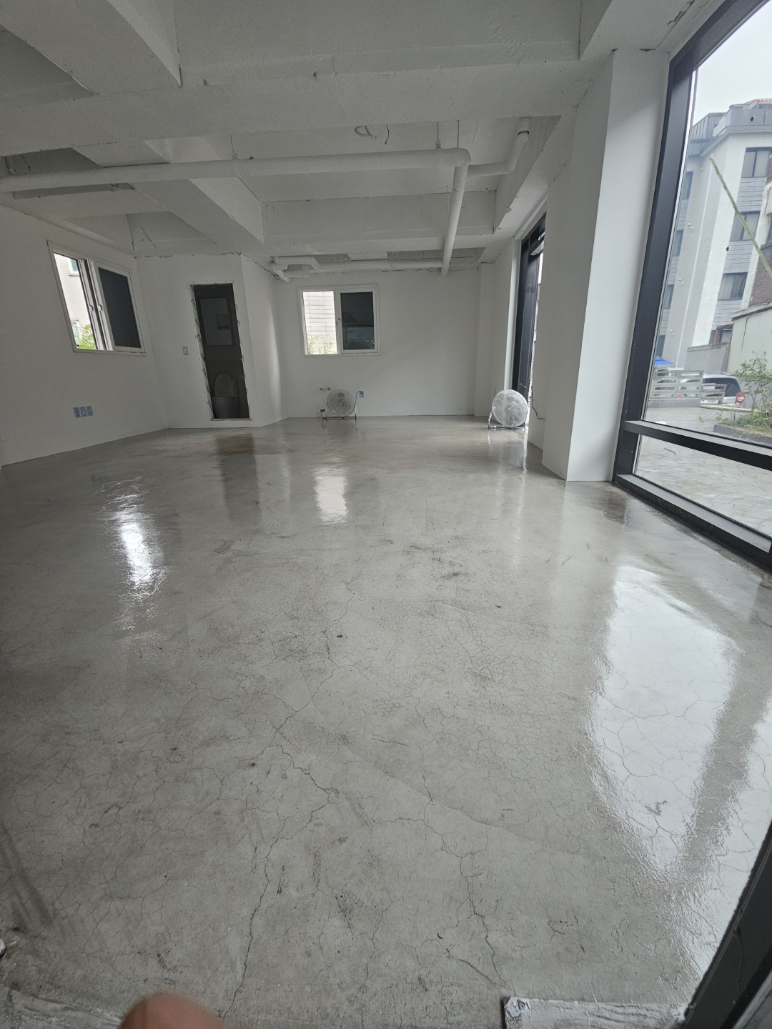 Post image 7