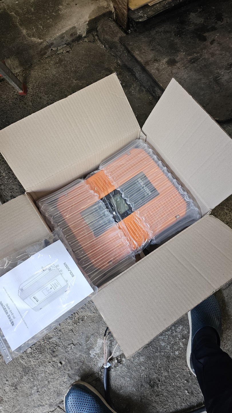 Post image 6