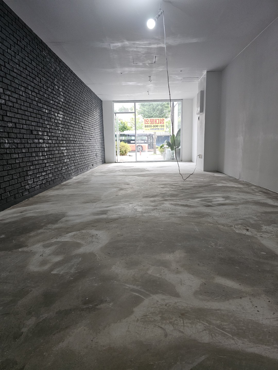 Post image 4