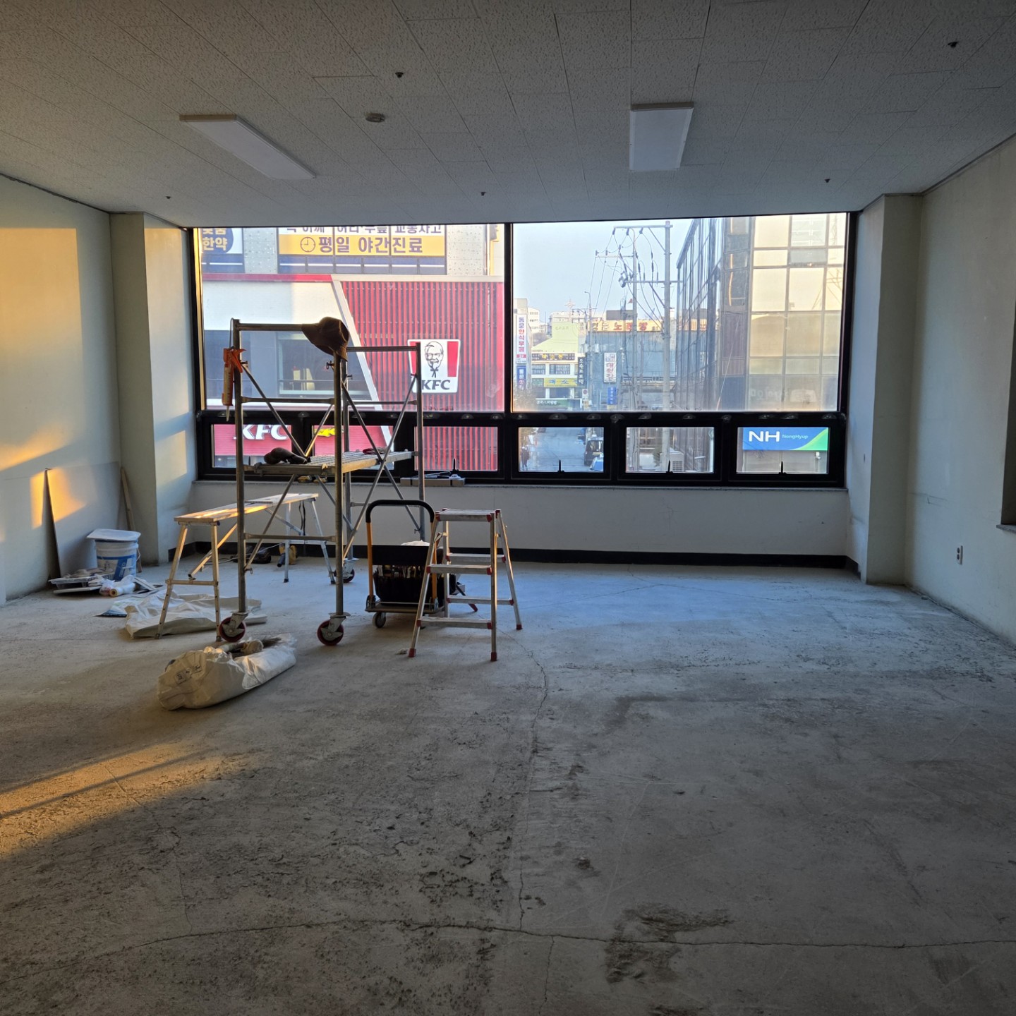 Post image 11