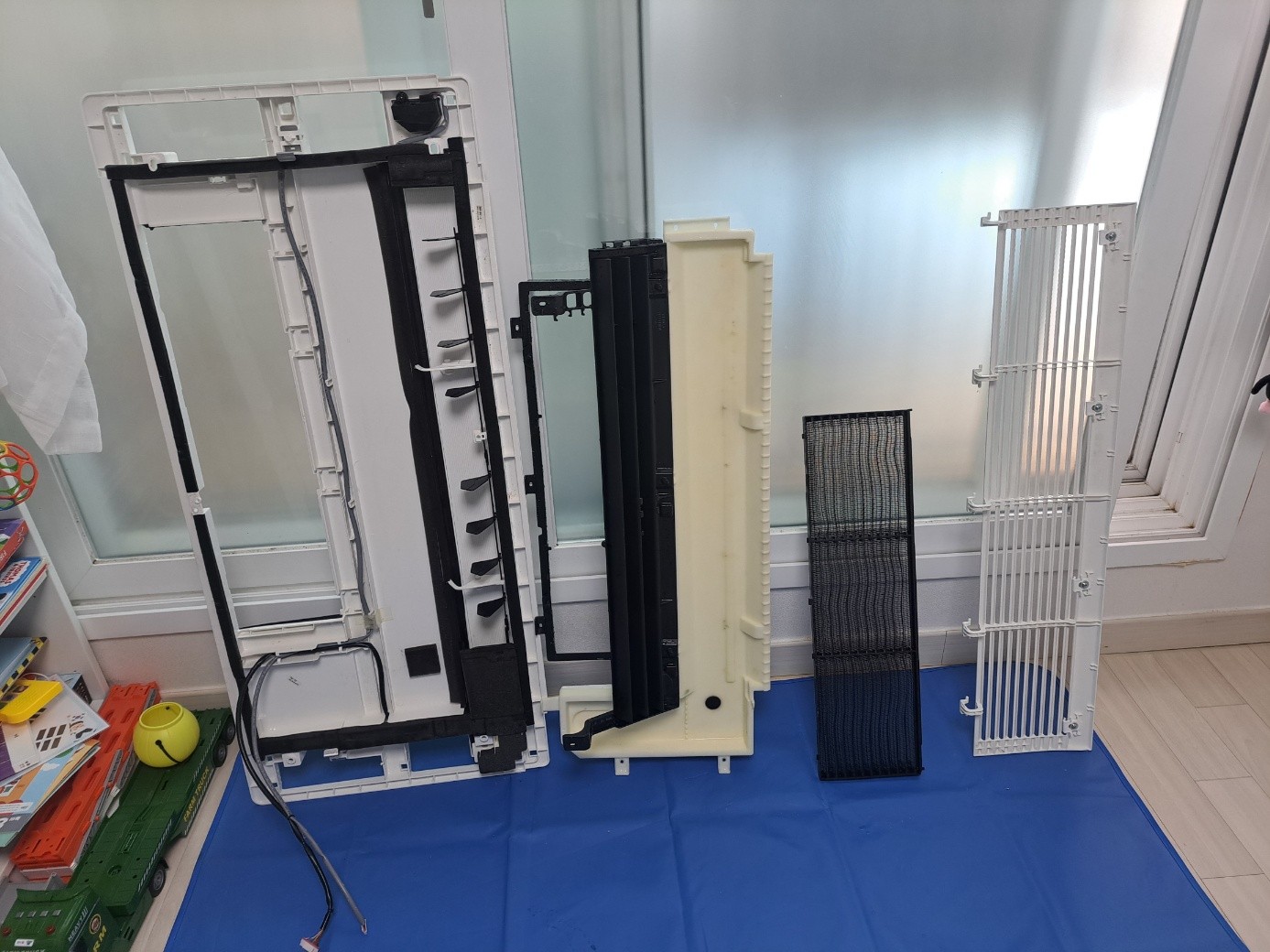 Post image 6