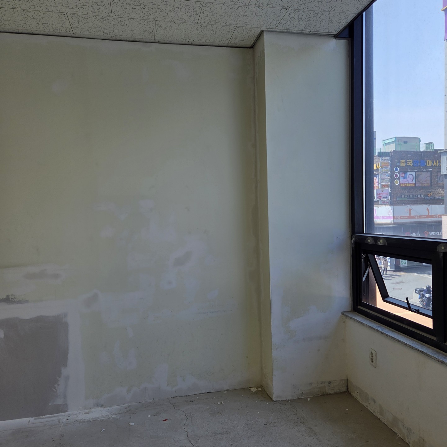 Post image 10