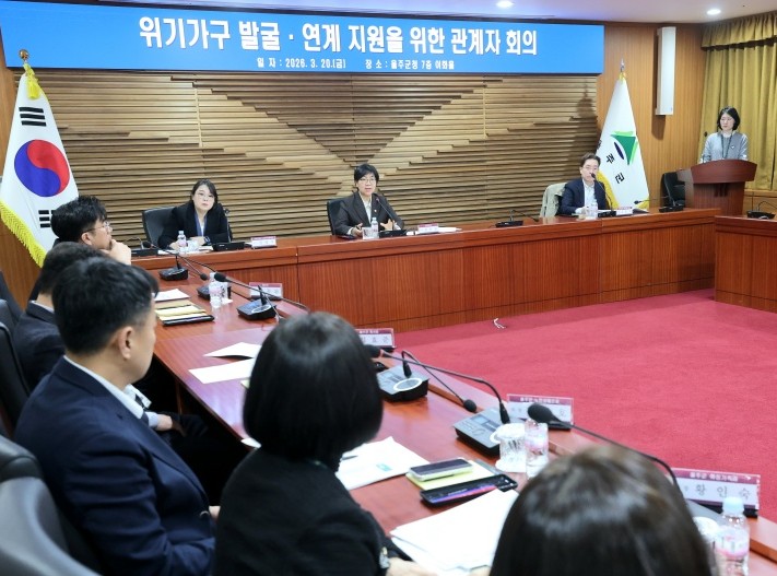 복지부 “위기 포착시 공무원이 기초수급 직권신청 추진 검토”