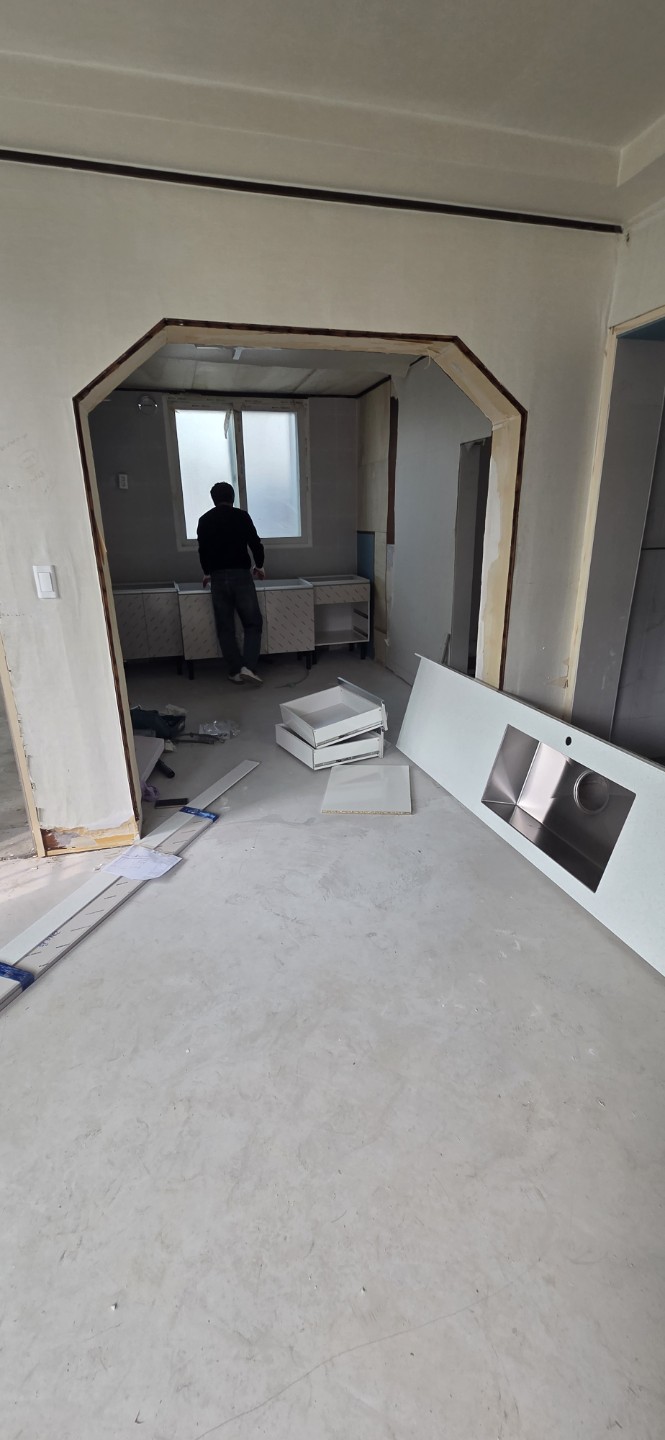 Post image 9