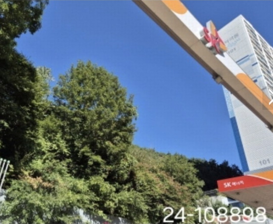 Post image 6