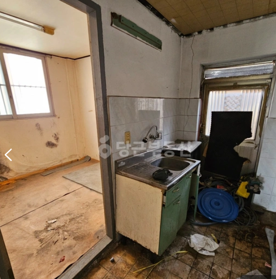 Post image 47