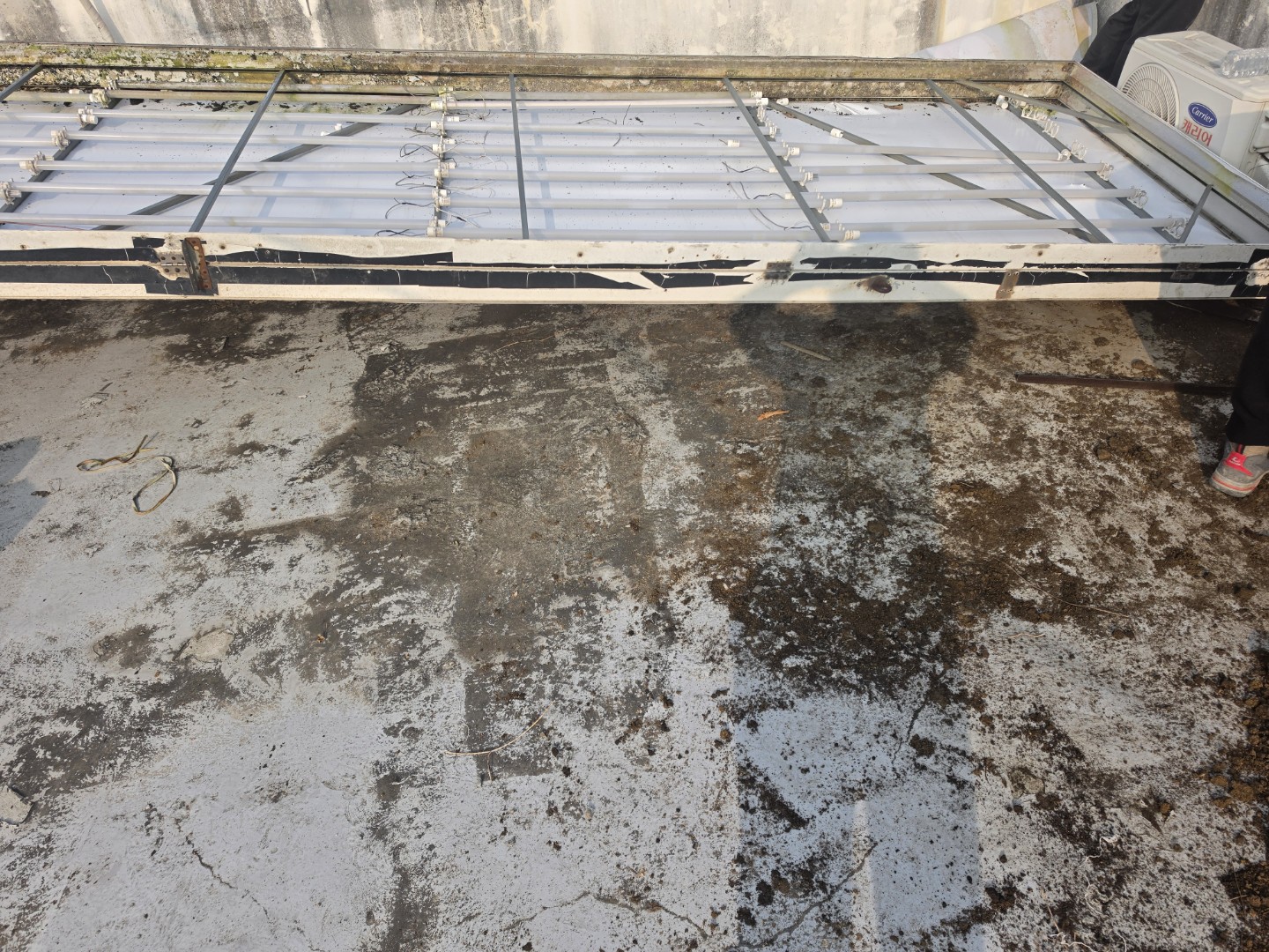 Post image 10
