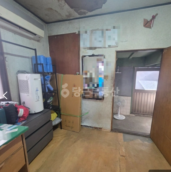 Post image 36