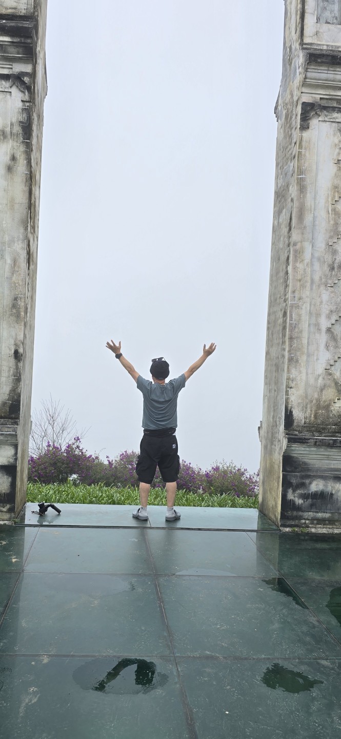 반갑습니다.  좋은 하루 되시길
