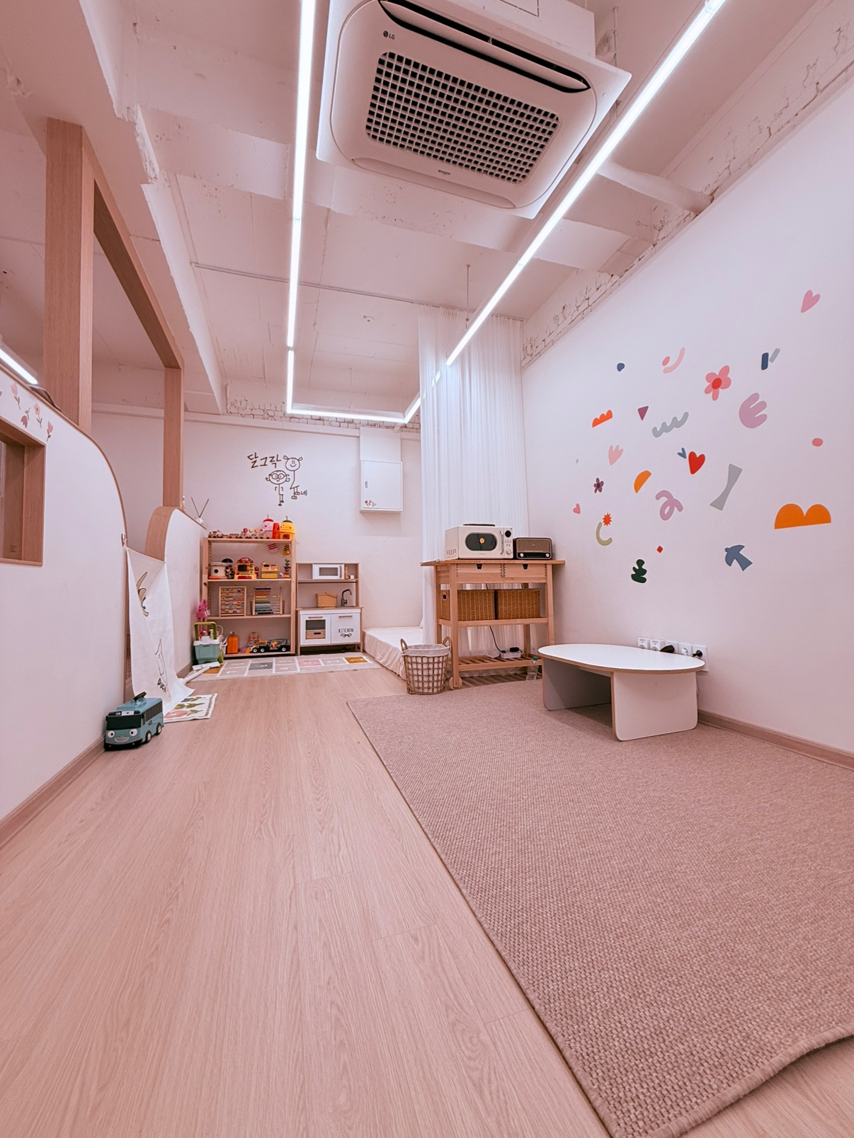 Post image 12