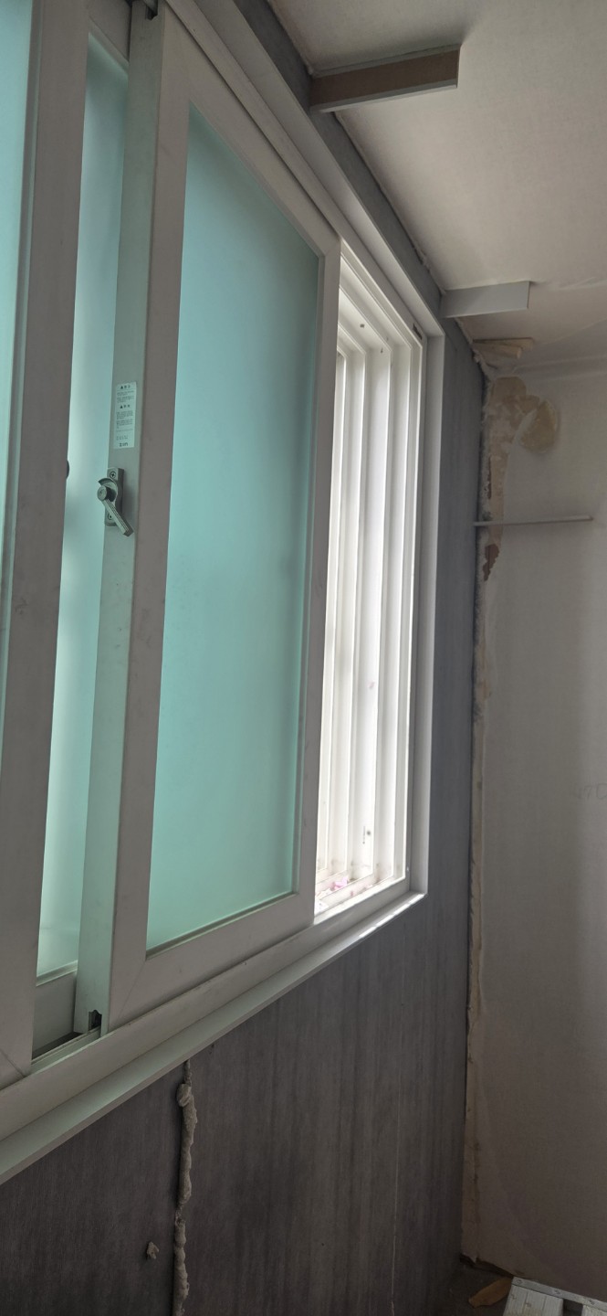 Post image 7