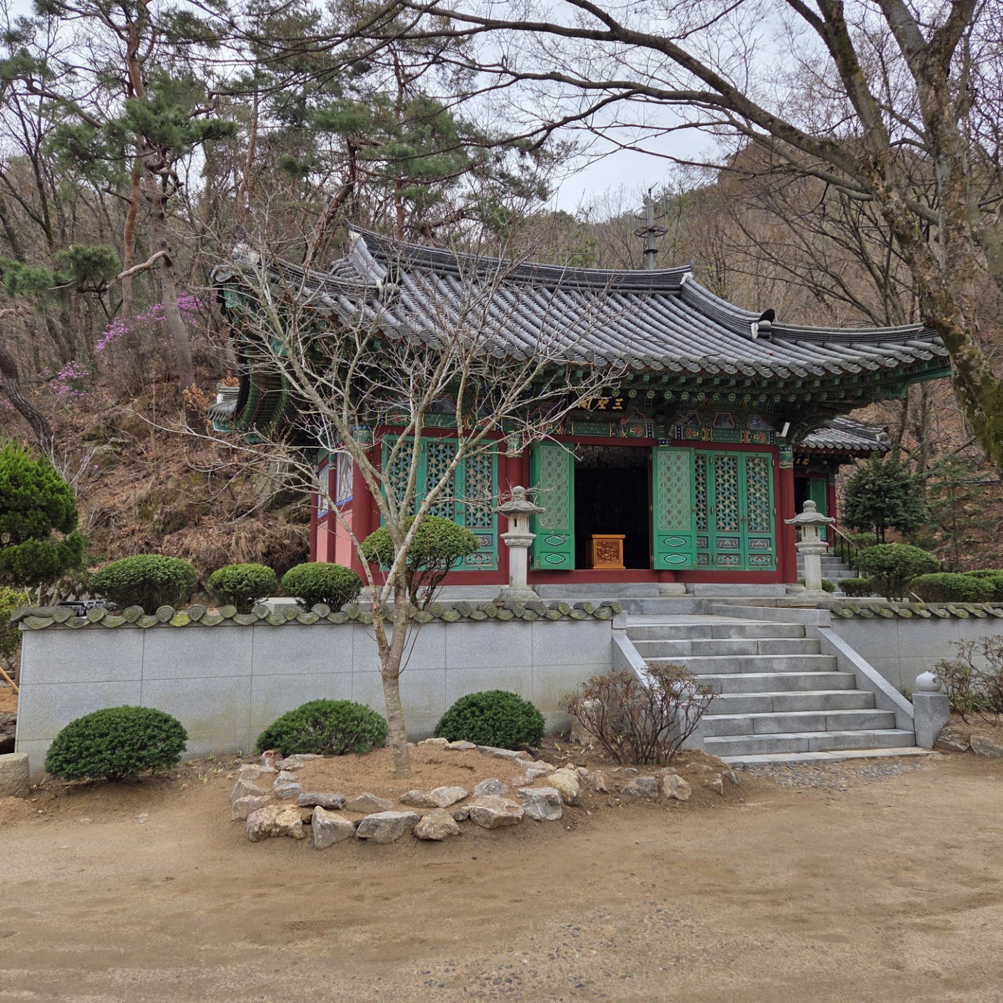 Post image 5