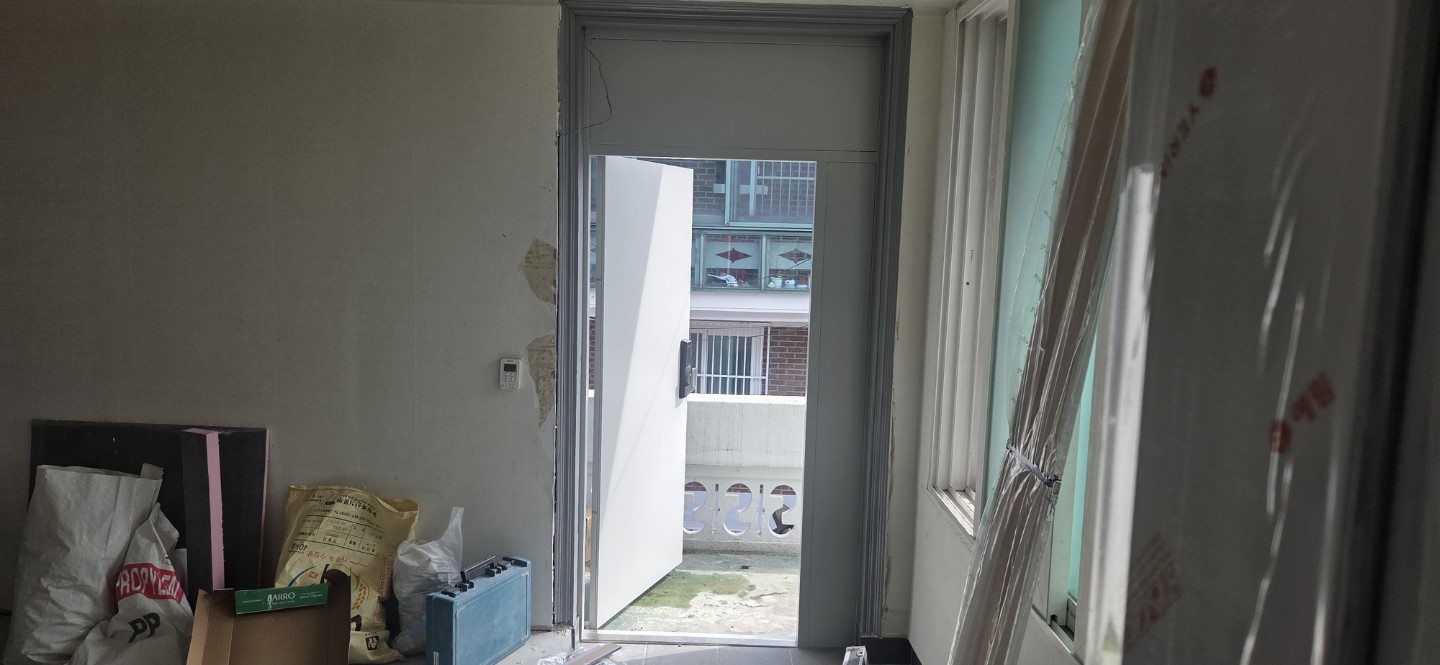 Post image 5