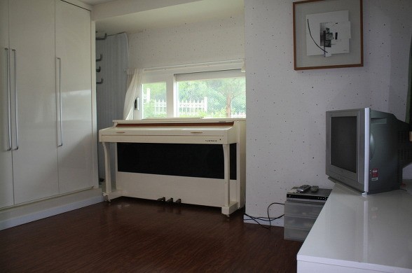 Post image 9