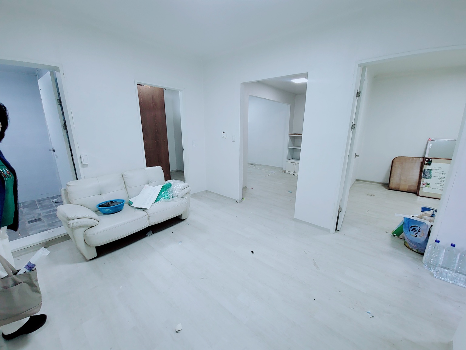 Post image 41