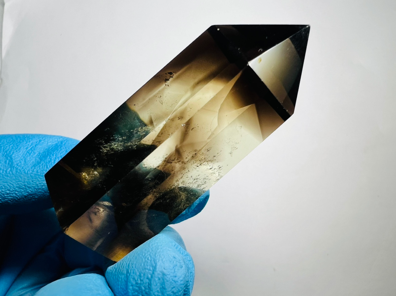 천연 완드 포인트 (스모키 쿼츠)