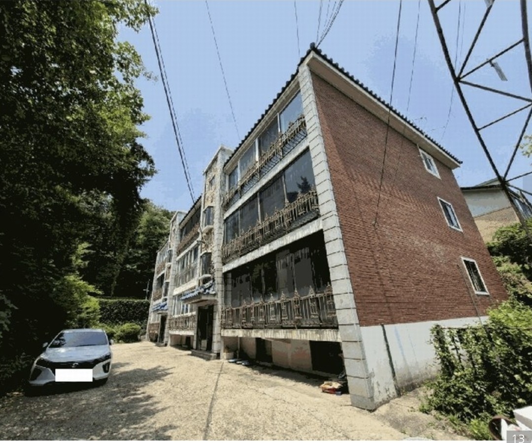 Post image 6
