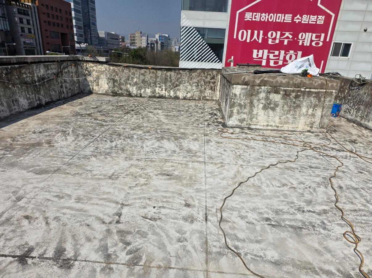 Post image 10