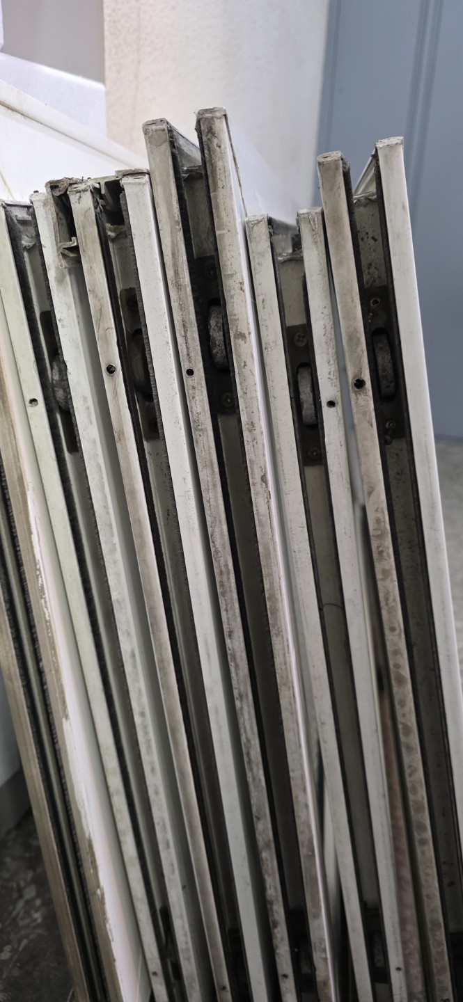 Post image 5