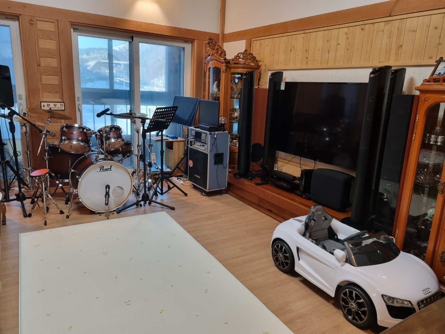 Post image 2