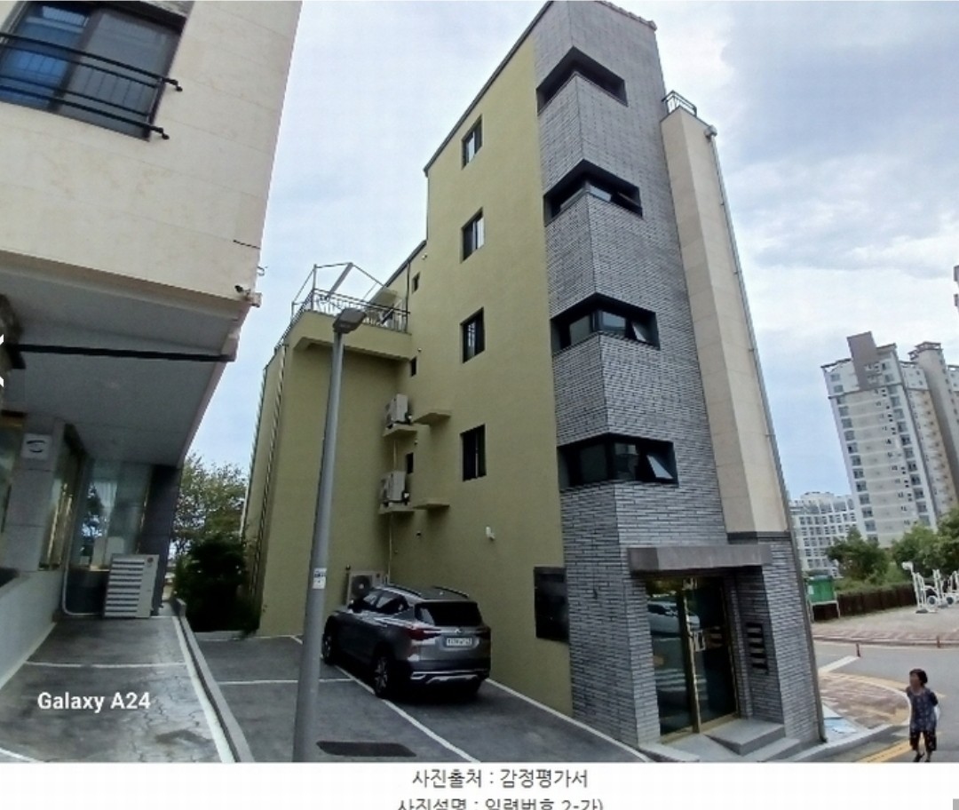 Post image 8