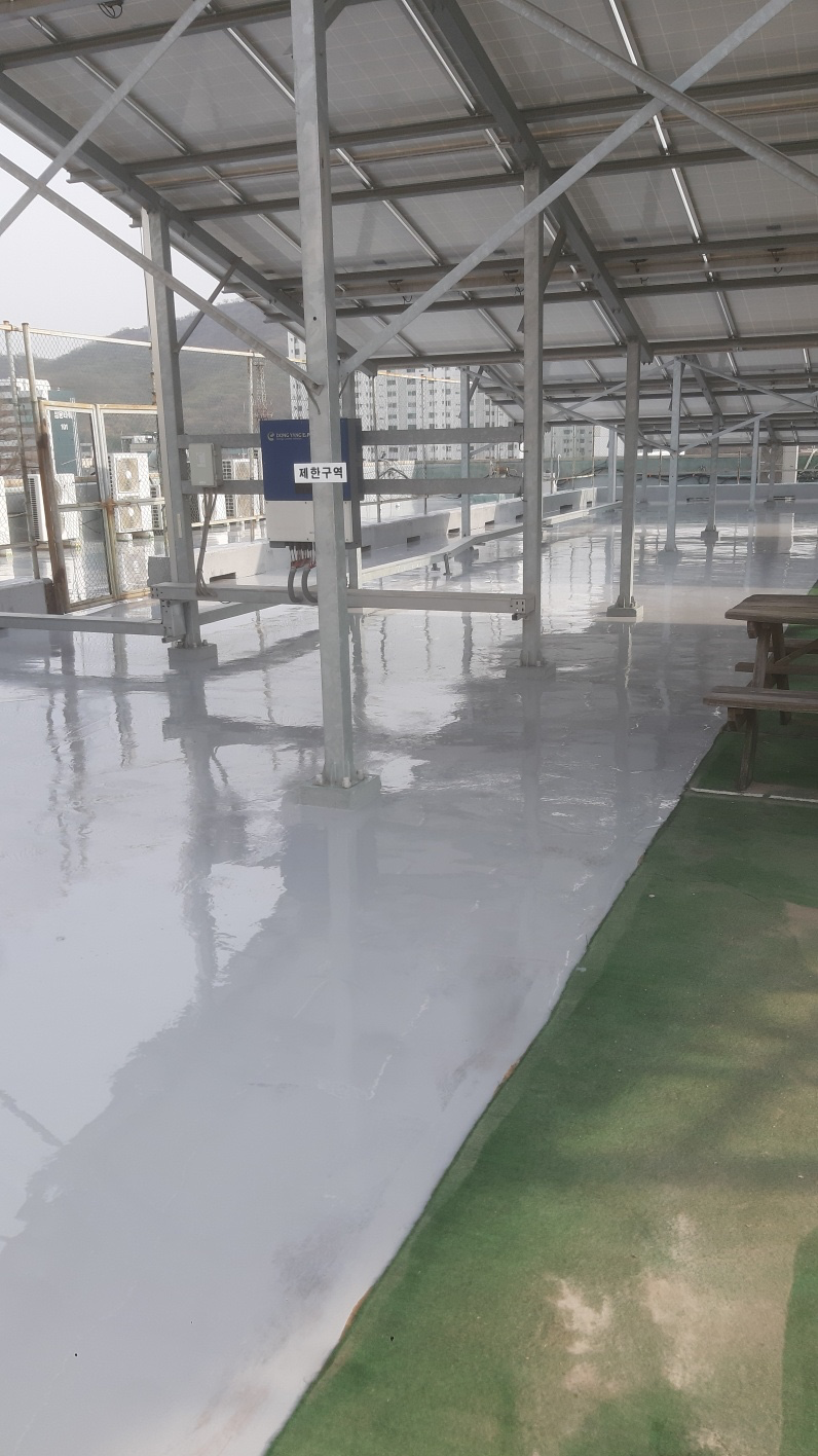 Post image 9