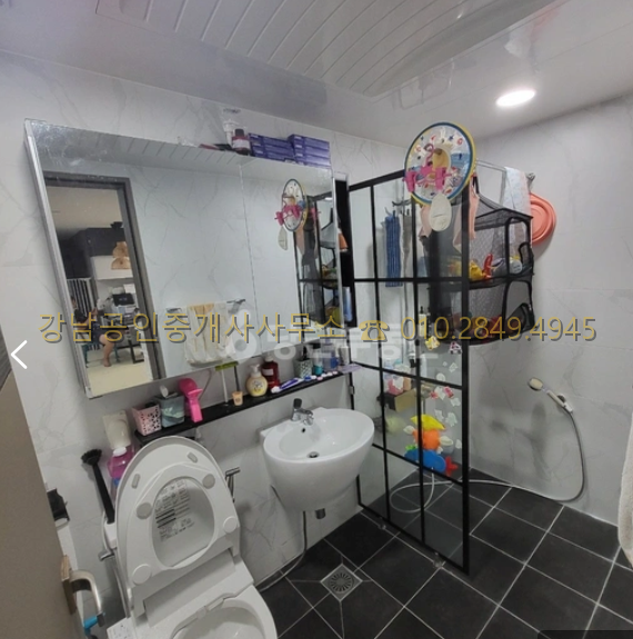 Post image 50