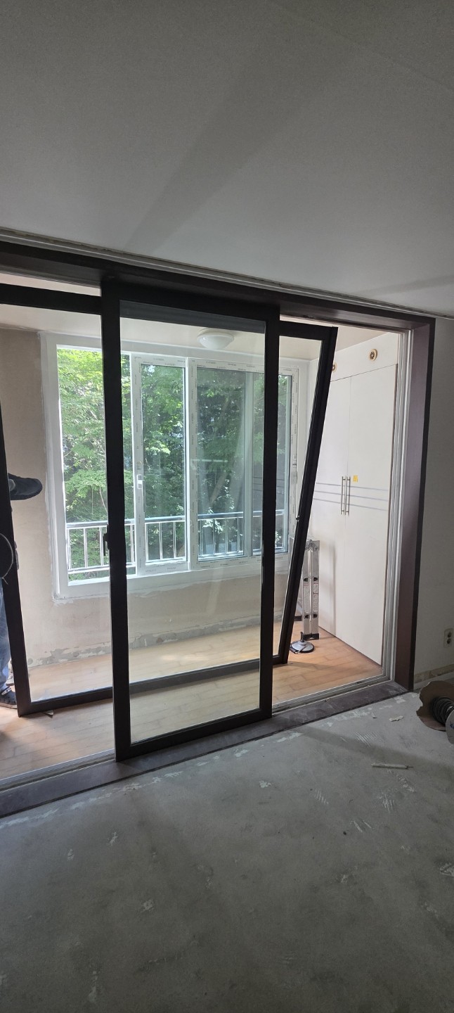 Post image 8