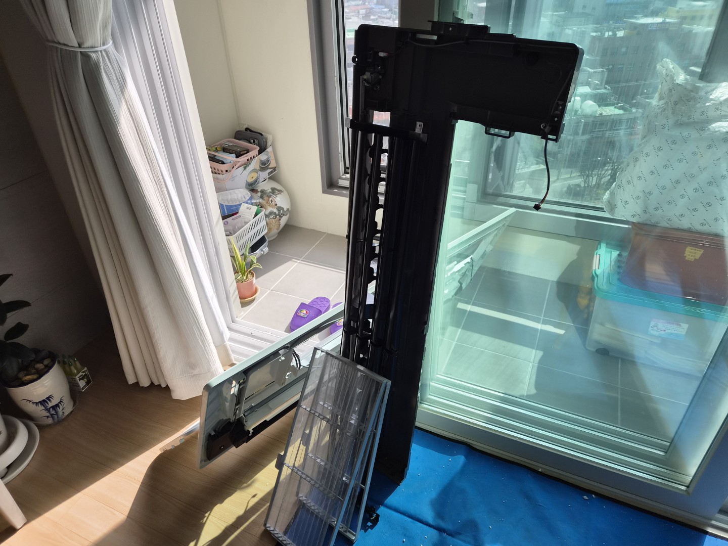 Post image 3