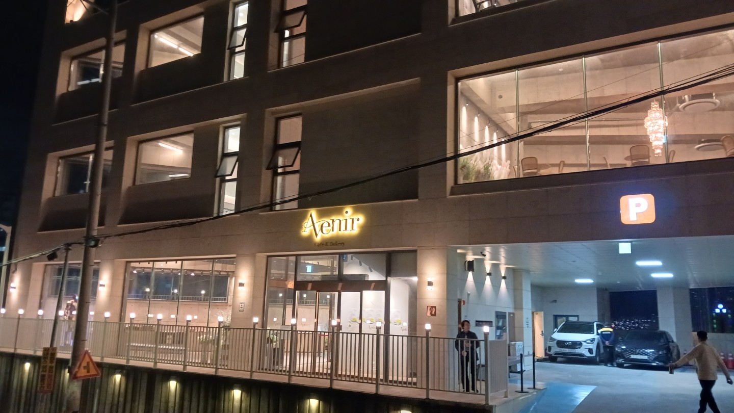 Post image 6