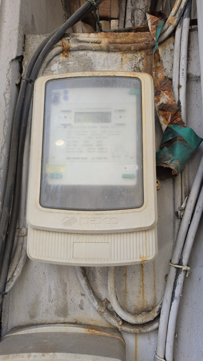 Post image 18